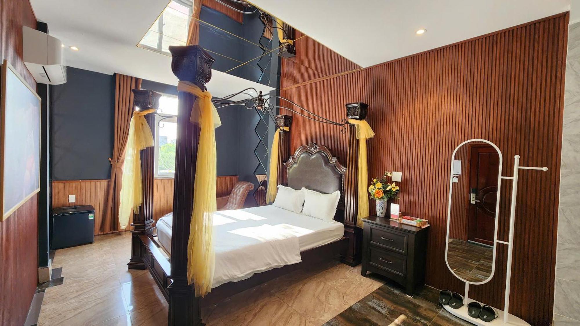 Khach San Nha Minh Hotel Cai Rang ภายนอก รูปภาพ